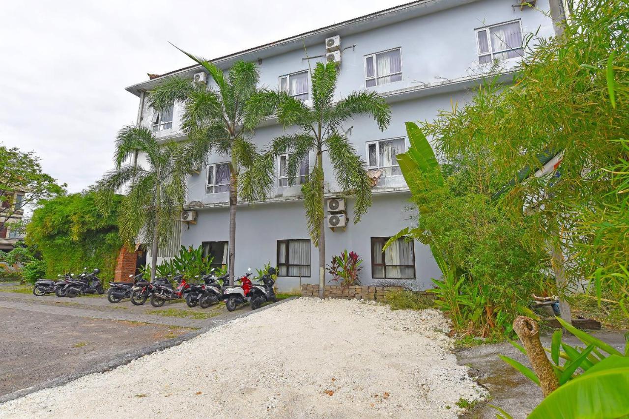 Capital O 91405 Hotel Lavarta Denpasar Exteriör bild